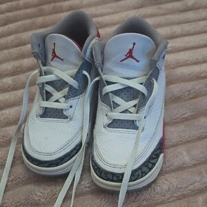 Jordan White Sneakers